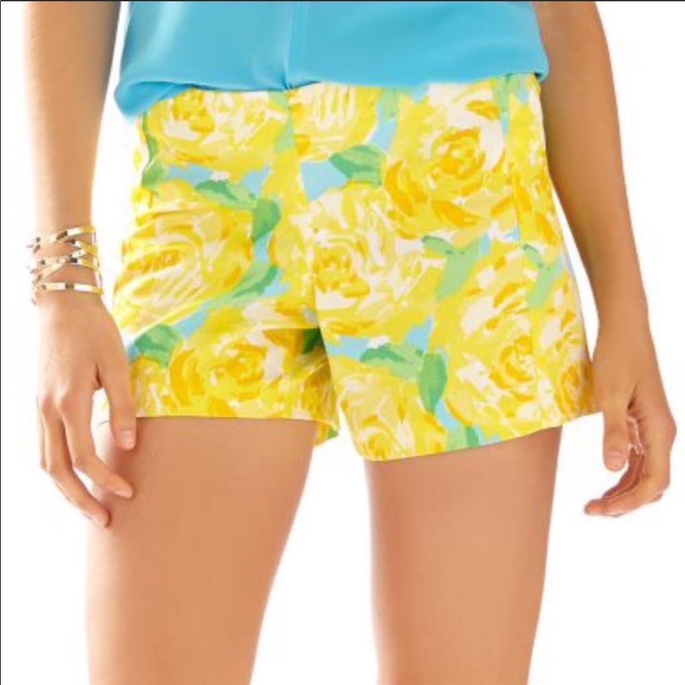 Lilly Pulitzer First Impression Small Deenie Short - image 1